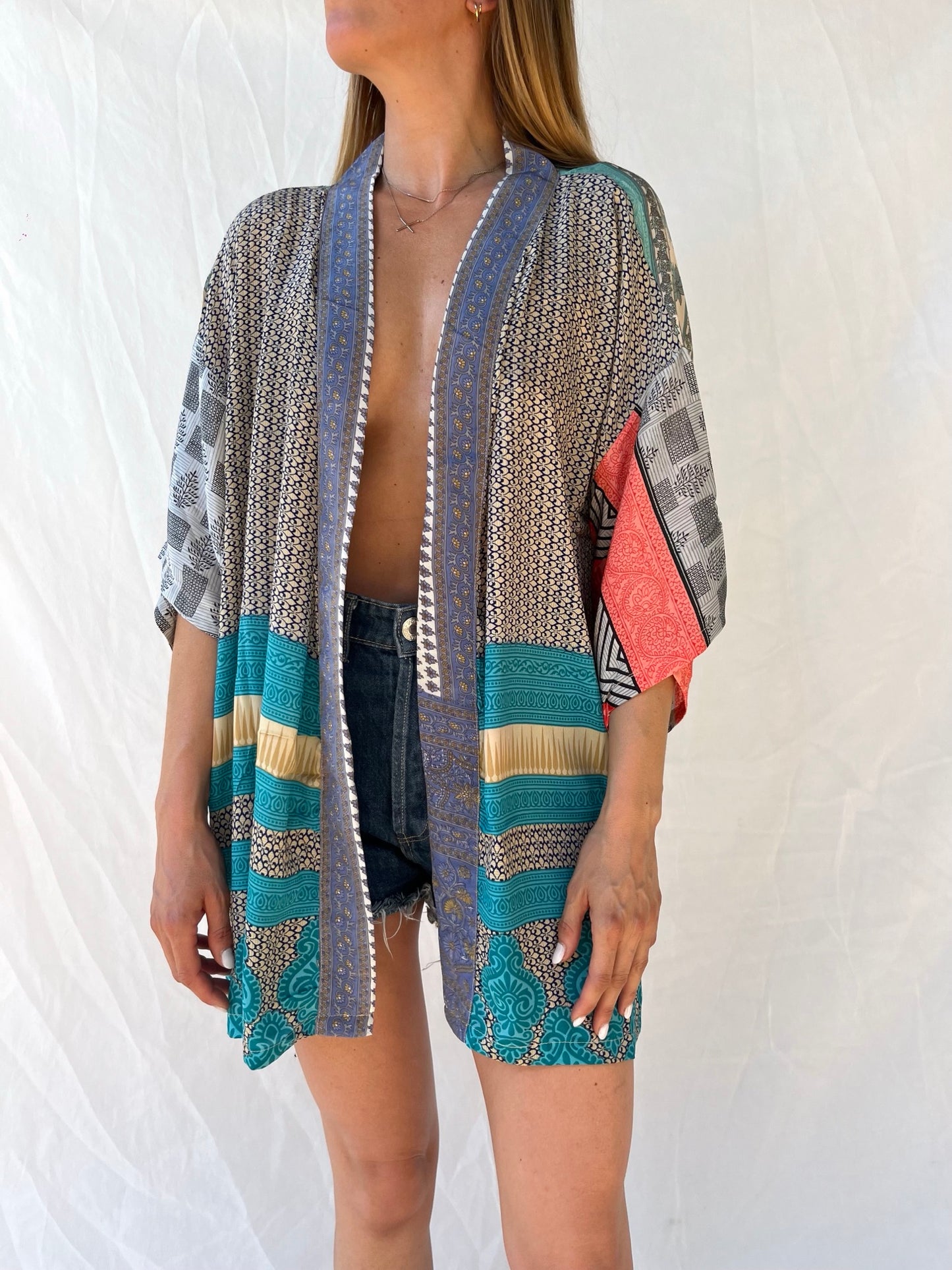 Silk Short Cardigan n.185