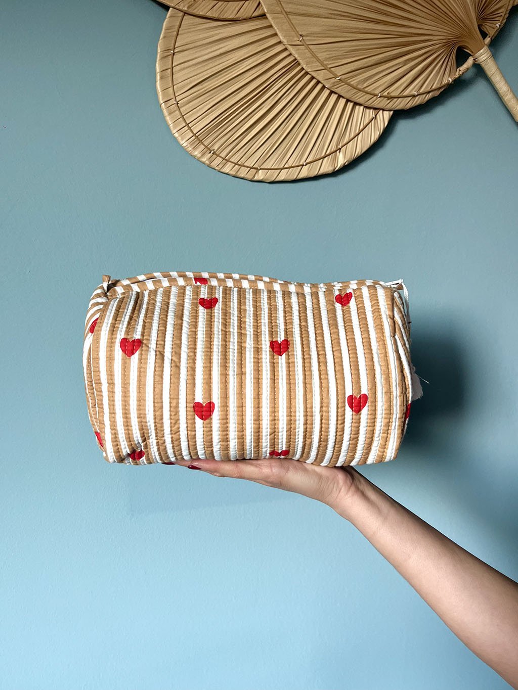 Beauty Bag.Cream Hearts.Sustainable Makeup Organizer crafted from 100% cotton. Perfect for organizing your makeup essentials.