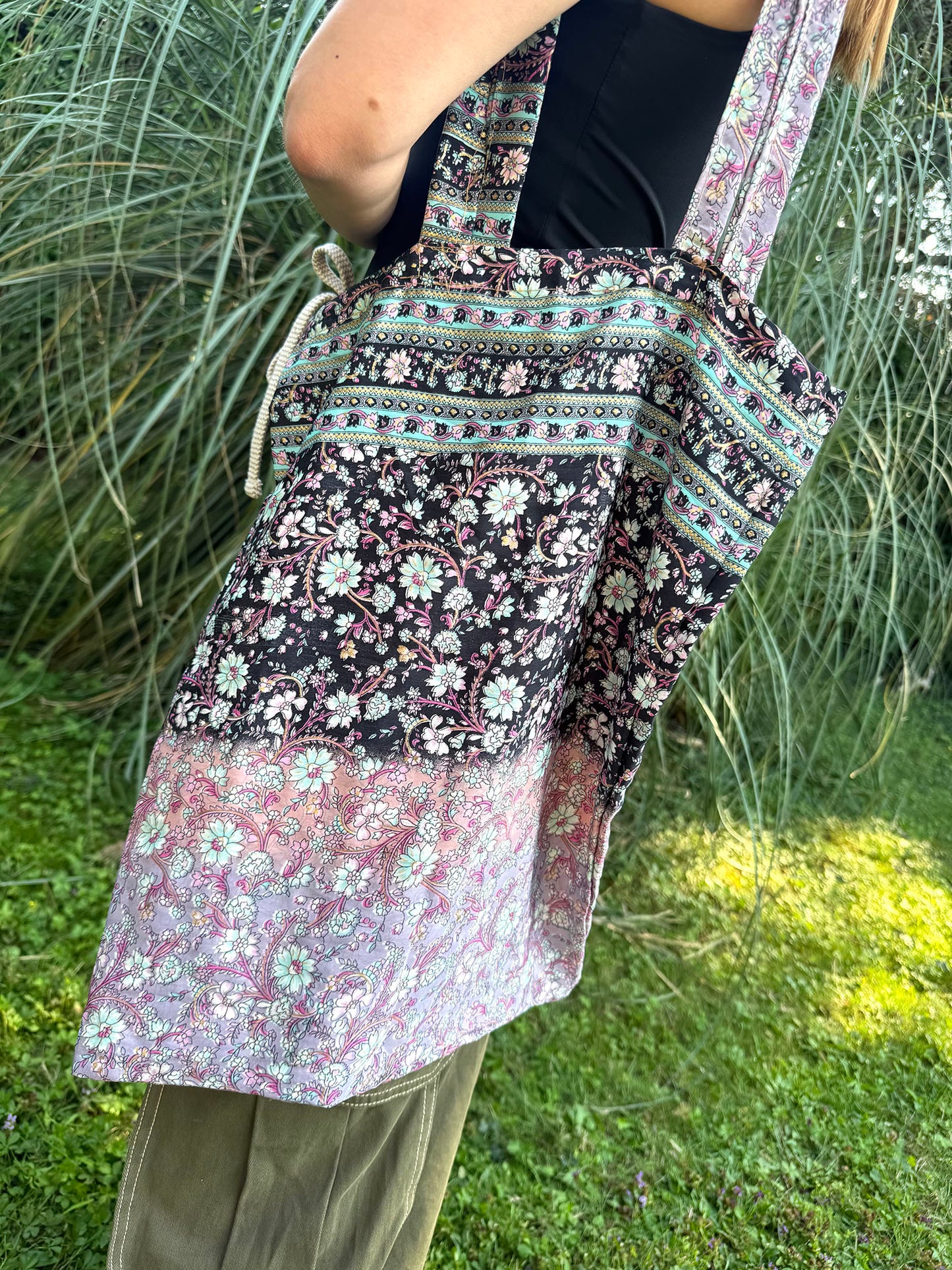 Vintage Silk Carry Bag n.31