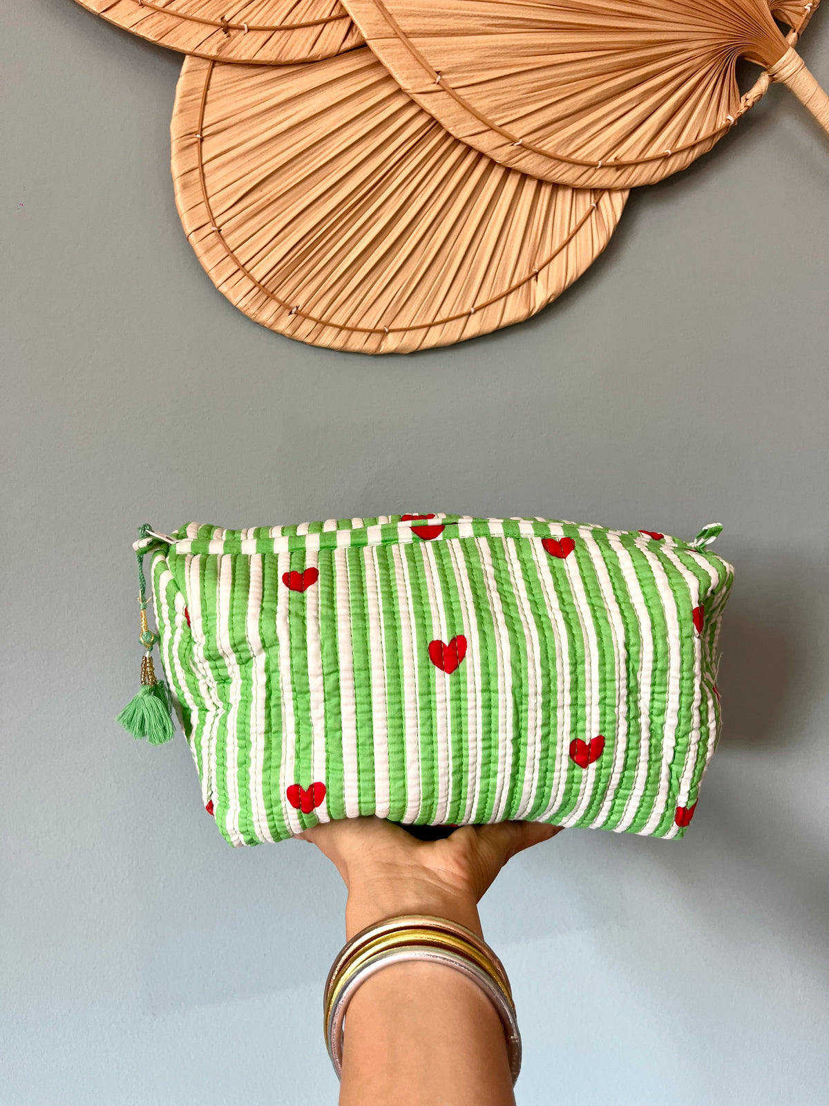 Beauty Bag Green Hears