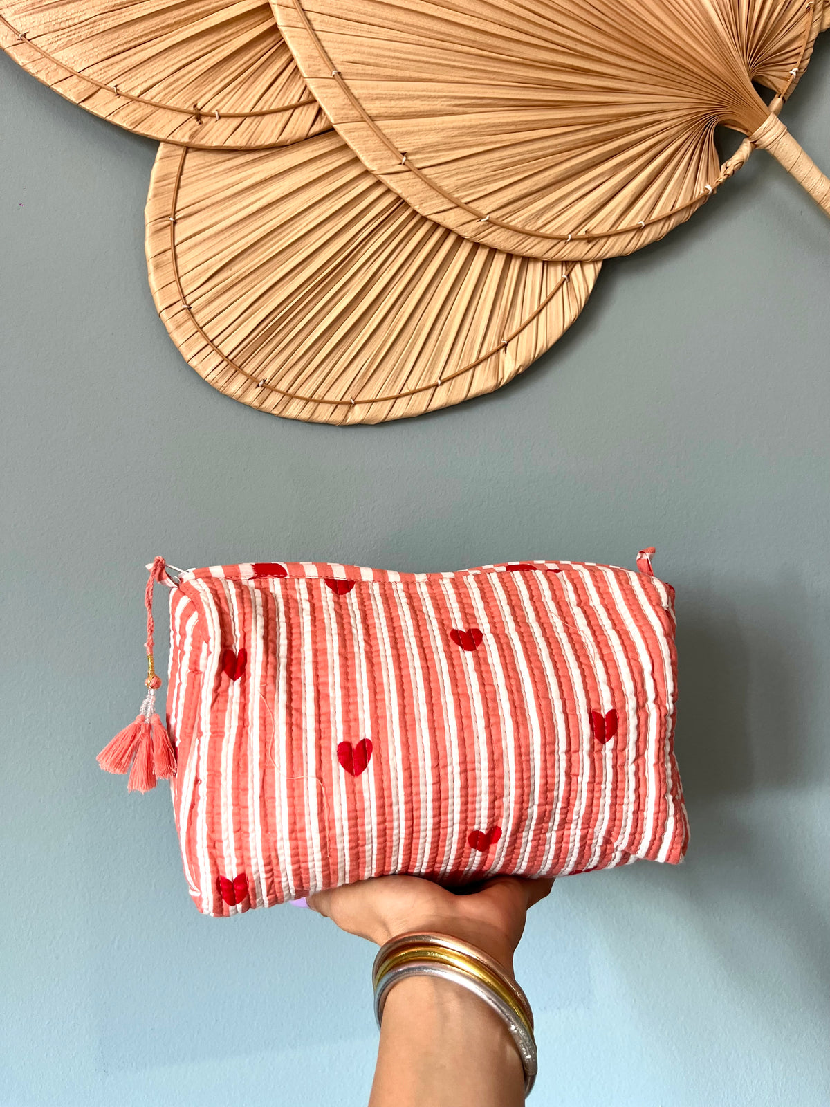 Beauty Bag Salmon Hears
