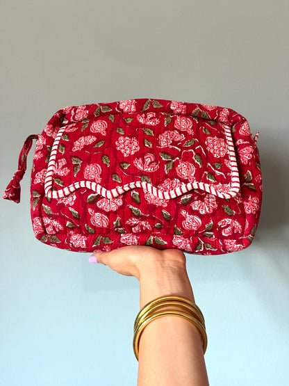 Scallop Make Up Bag n.1