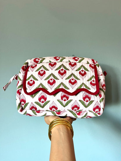 Scallop Make Up Bag n.2