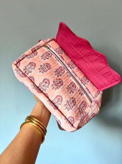 Scallop Make Up Bag n.6
