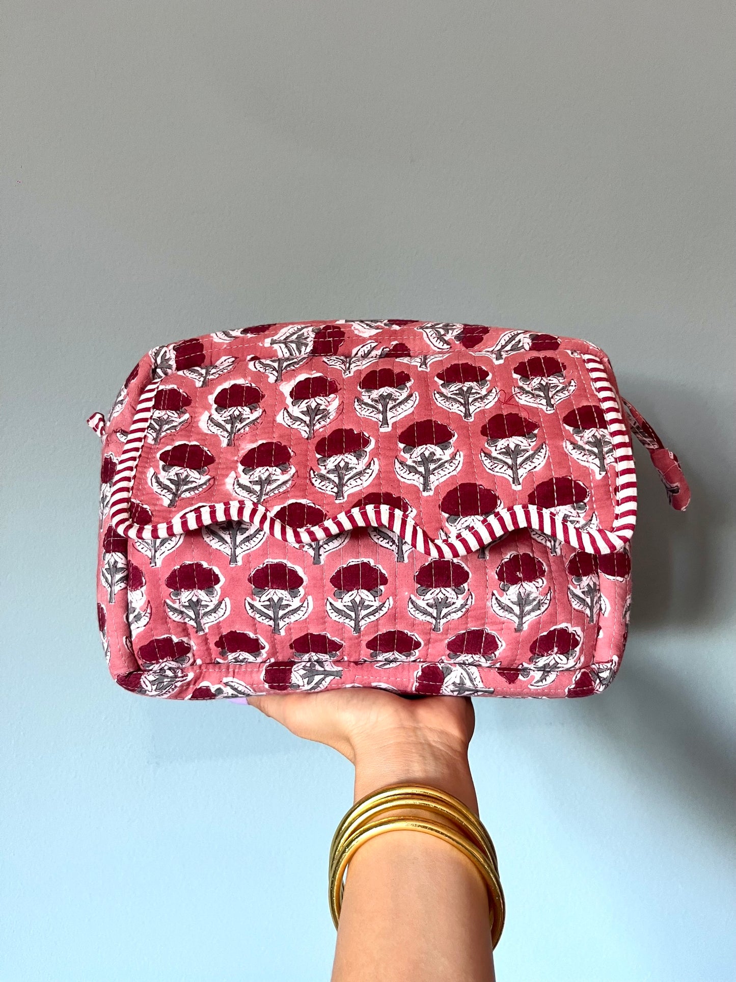 Scallop Make Up Bag n.7