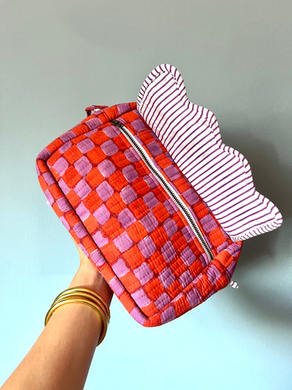 Scallop Make Up Bag n.8