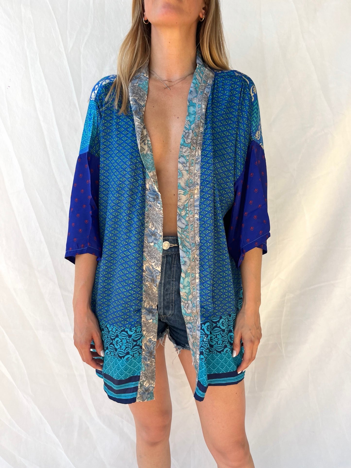 Silk Short Cardigan n.189