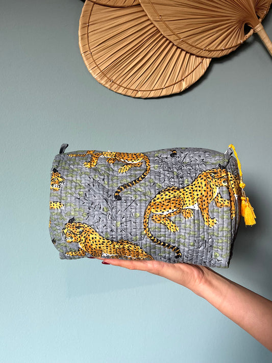 Beauty Bag - Light Blue Safari